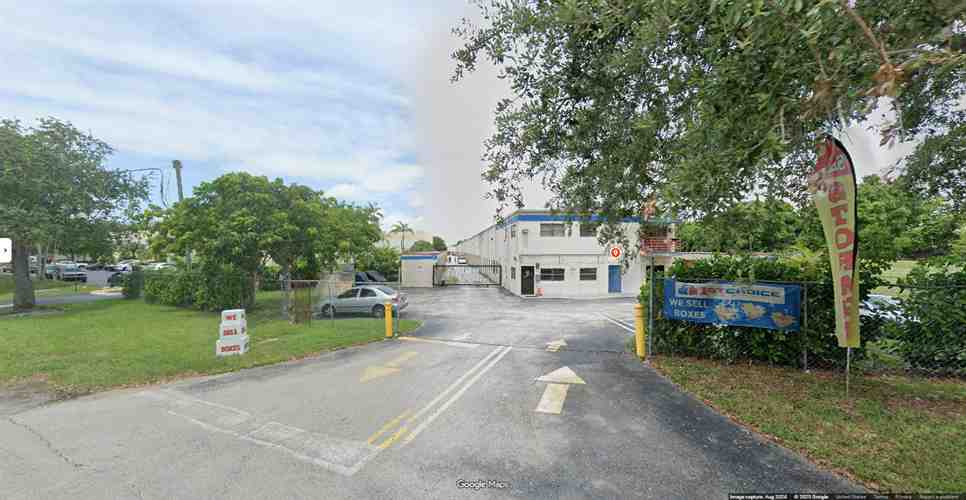 1st Choice Storage - Miami