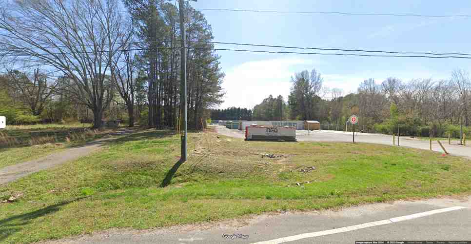 Boardwalk Storage-Sawnee