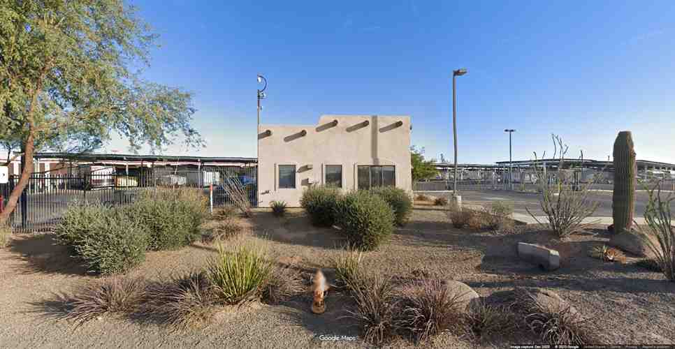 Carefree Covered RV Storage - Chandler I-10