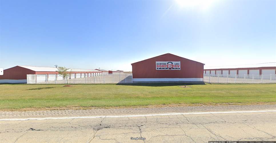 Clinton Lake Boat Storage