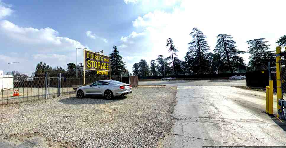 Derrel's Mini Storage