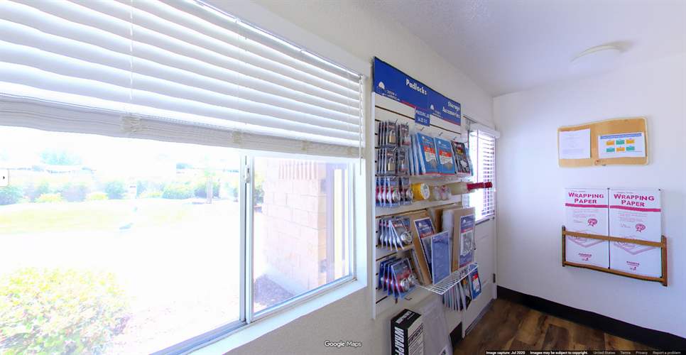 Derrel's Mini Storage