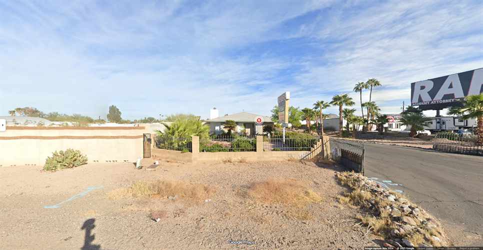 Desert Rose Motel and RV Storage