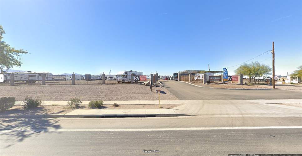 Desert RV Storage & Service