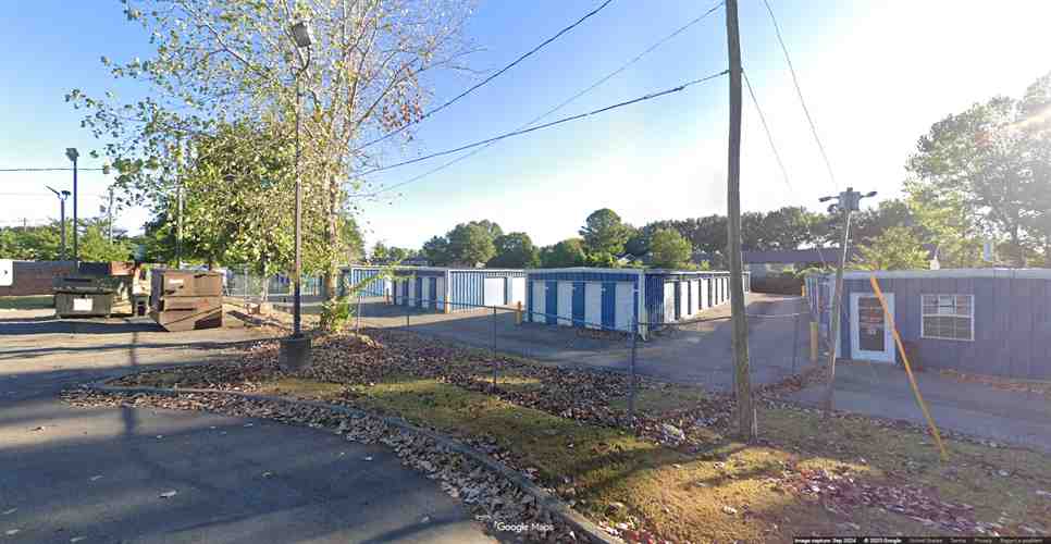 Devon Self Storage Clarksville, TN