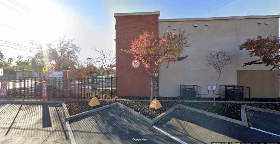 Devon Self Storage Sacramento, California