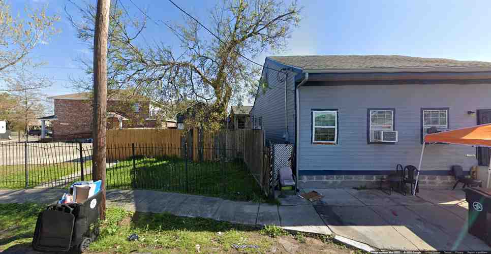 Elmwood Valet Storage