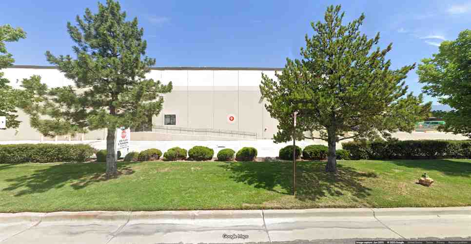 Full Service Storage