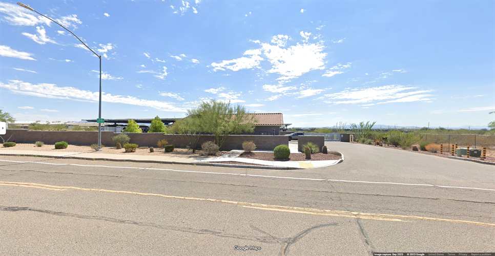 Honey Bee RV Storage