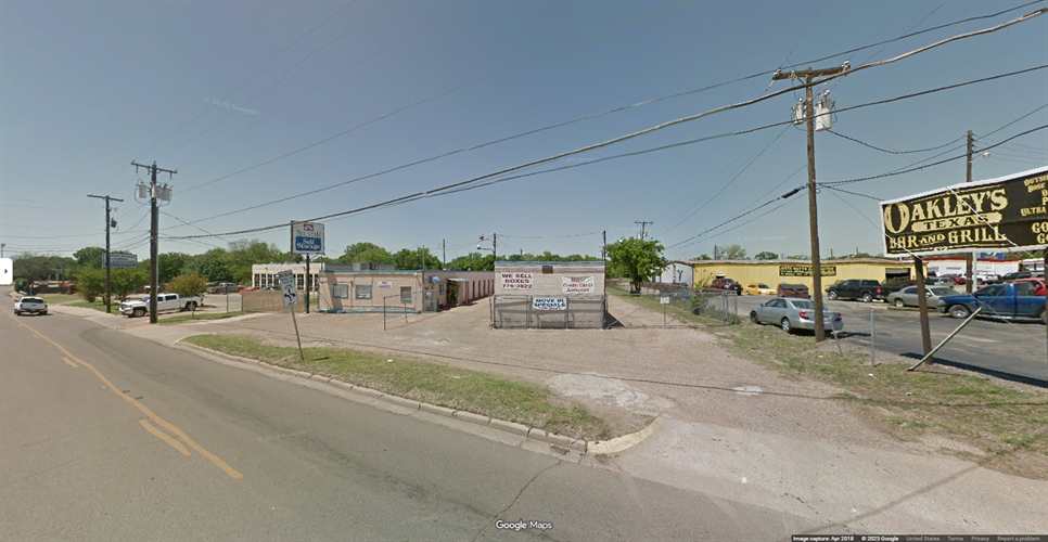 Ideal Self Storage - Sanger