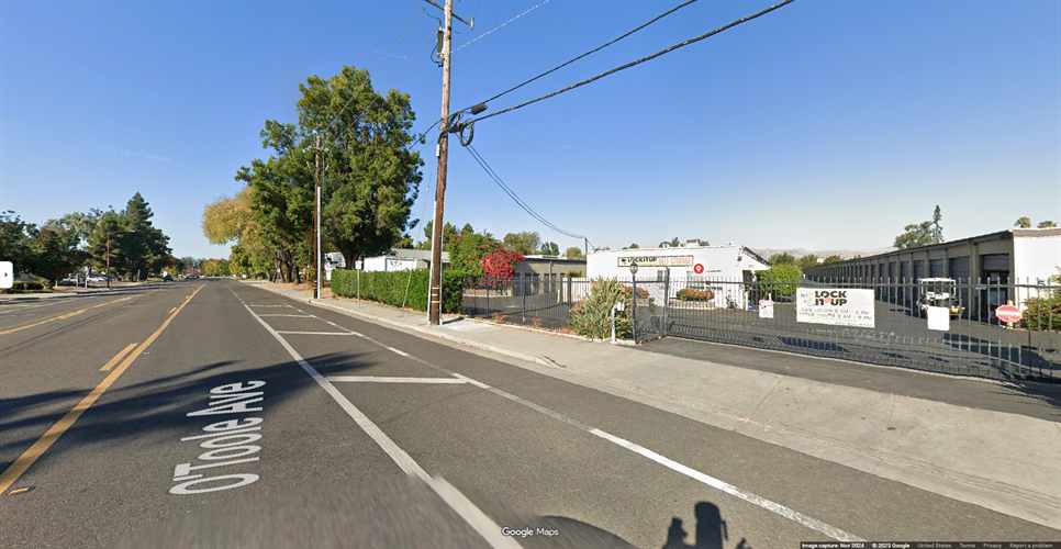 Lock It Up Self Storage - San Jose