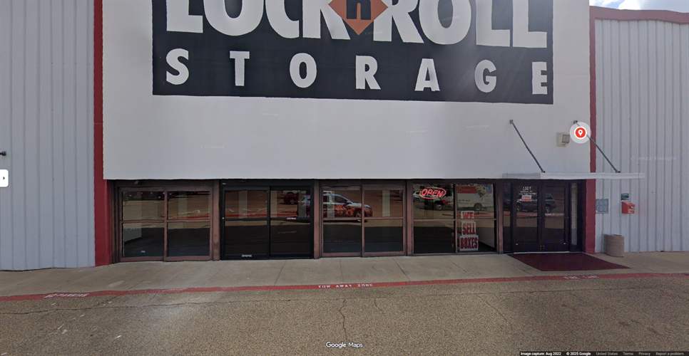 Lock N Roll Storage