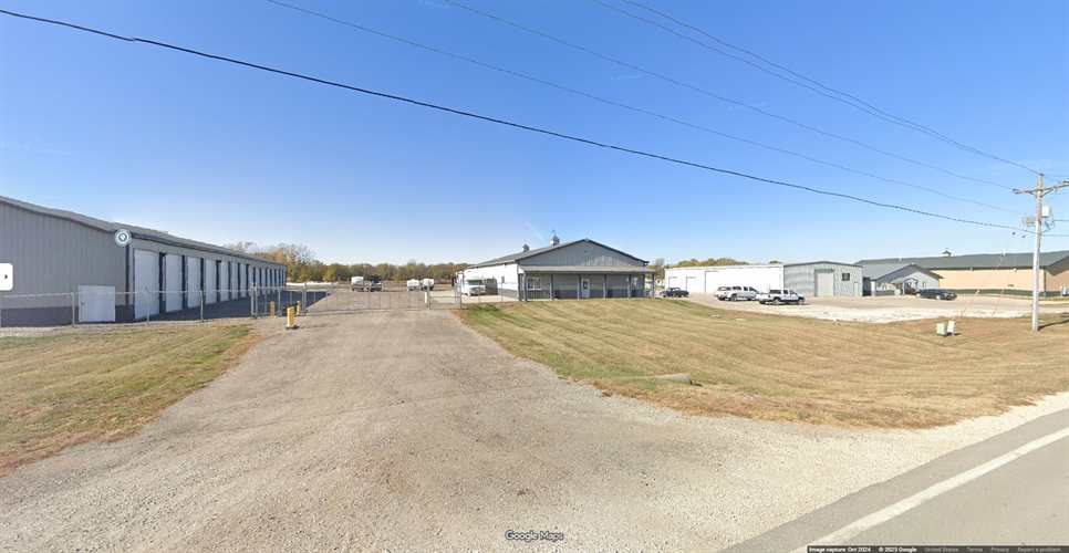 Lund Motors RV and Boat Storage