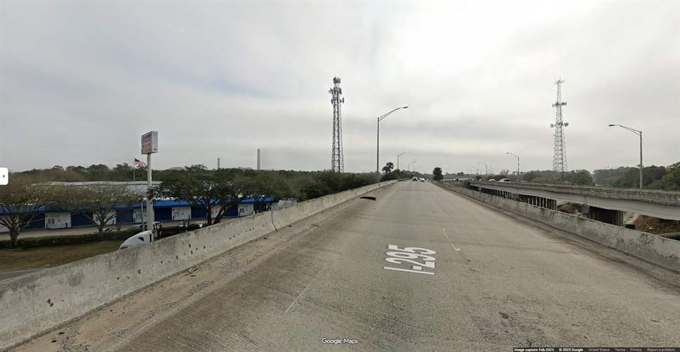 Max Vault Storage & Business Center