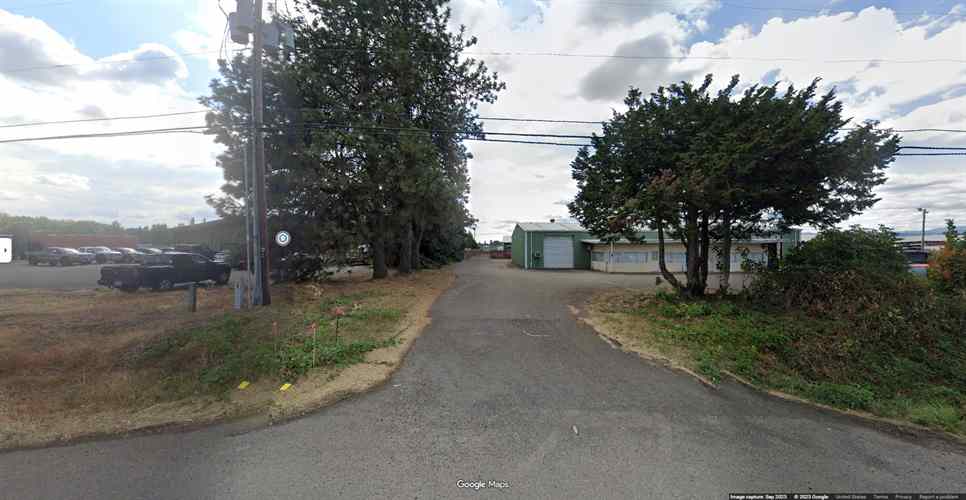 McMinnville RV Storage - Crossroads