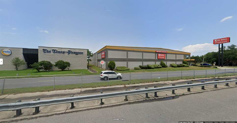 Mini Mall Storage - Metairie