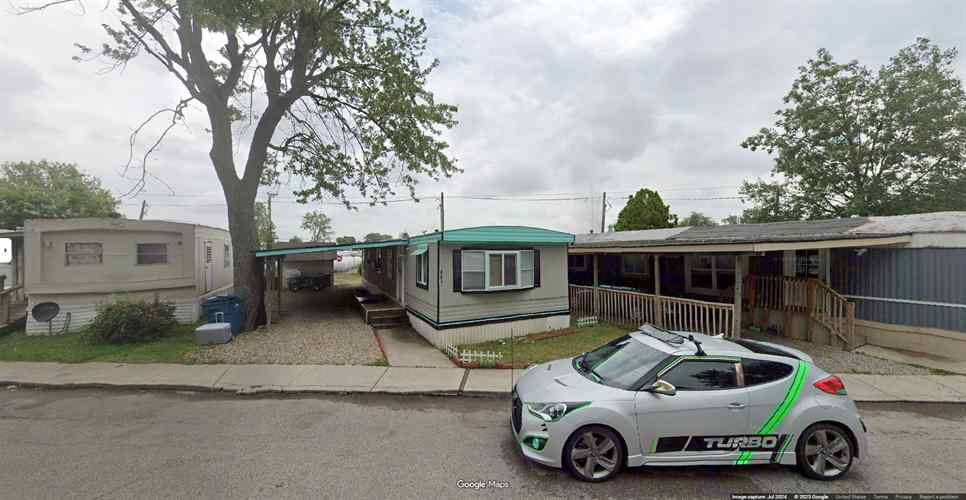 Neighbor RV & Car Storage