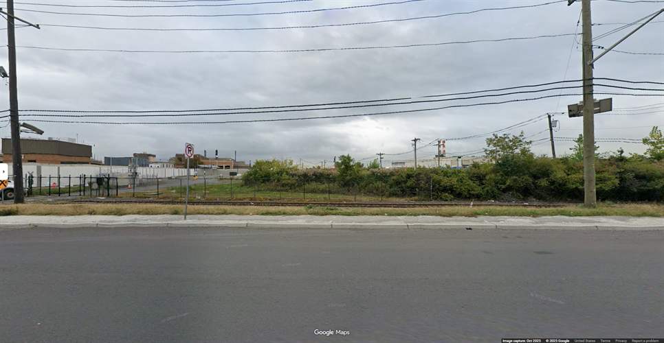 Neighbor Truck Parking