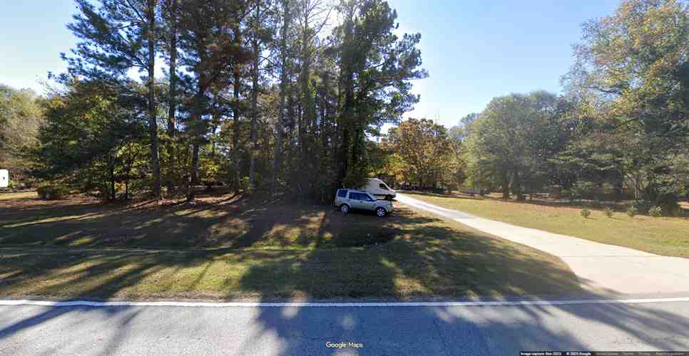 New Hope Rd Vehicle Storage