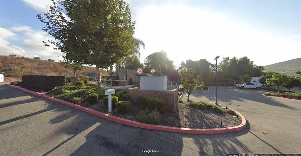 Outrig RV and Boat Storage - Simi Valley