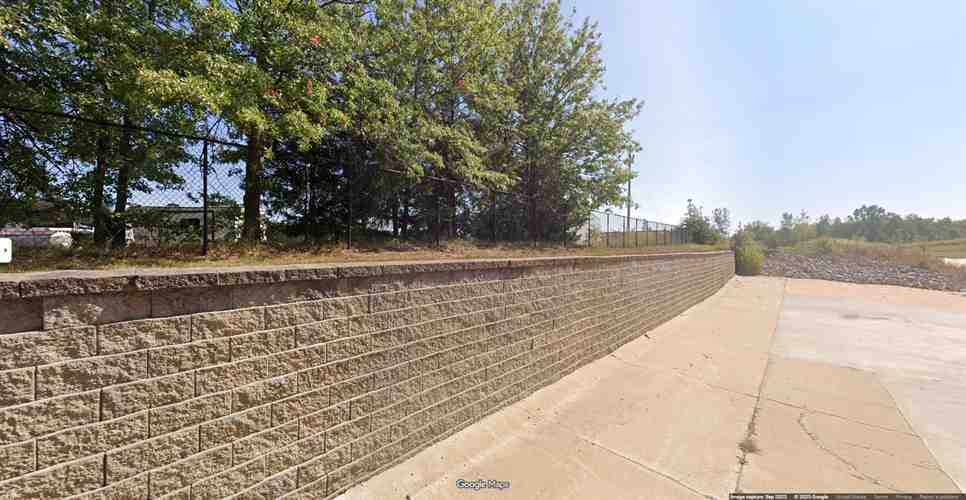 Owl Storage - Columbia I-70