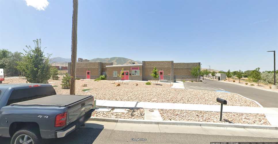 Pink Door Storage & RV - Magna