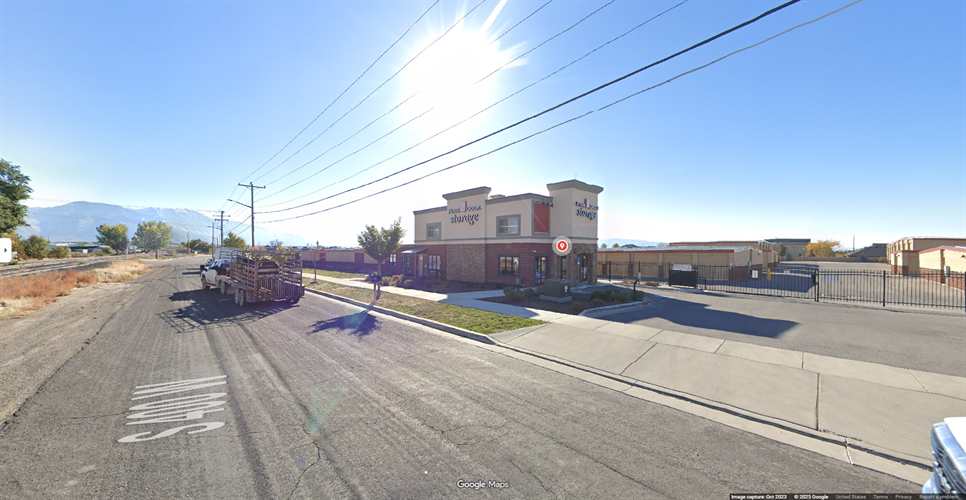 Pink Door Storage & RV - Springville