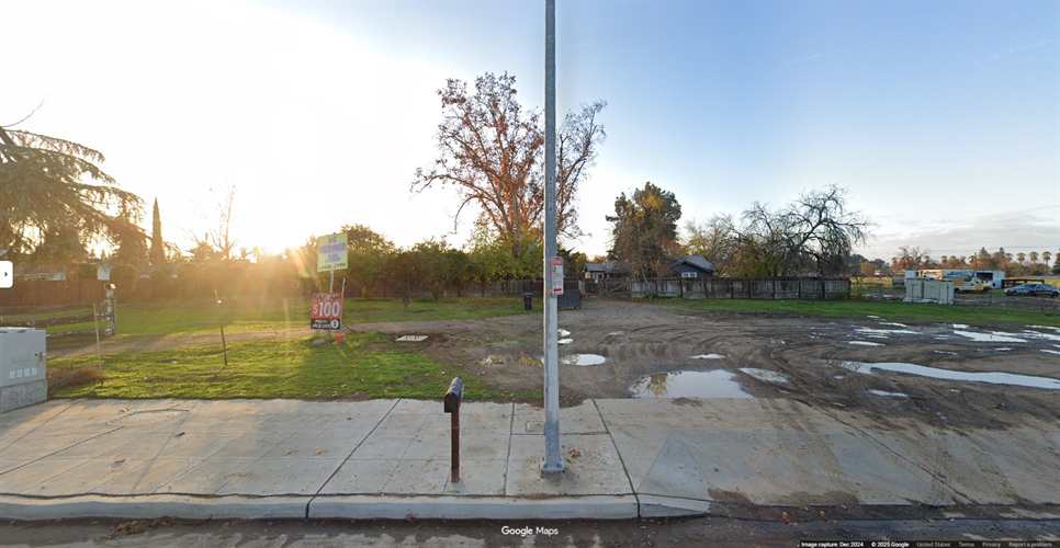 South Peach Avenue RV & Car Storage