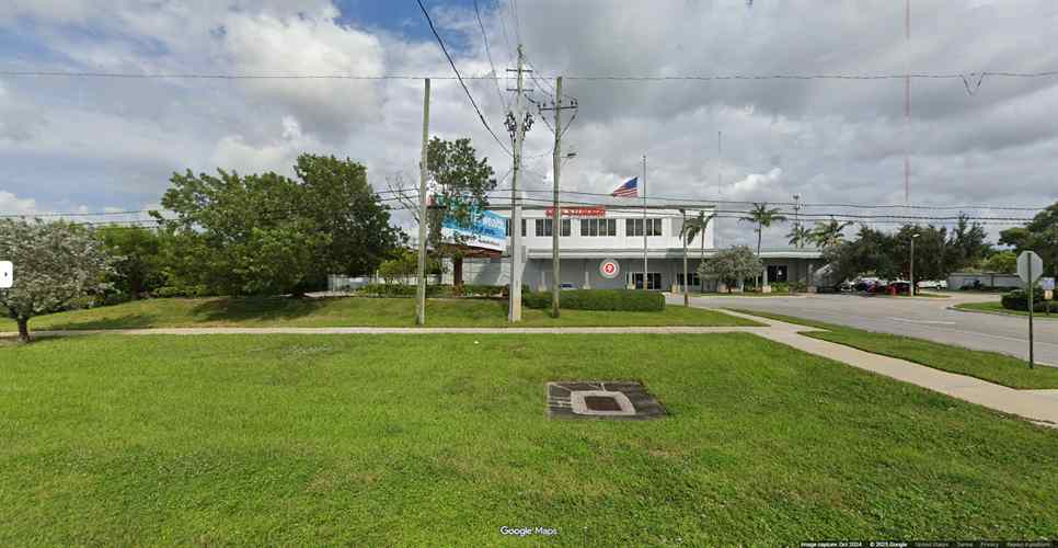 Sunshine Self Storage - Cooper City