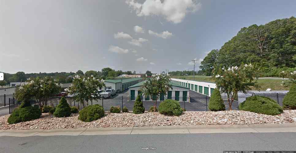 Superior Storage - Pilot Mountain