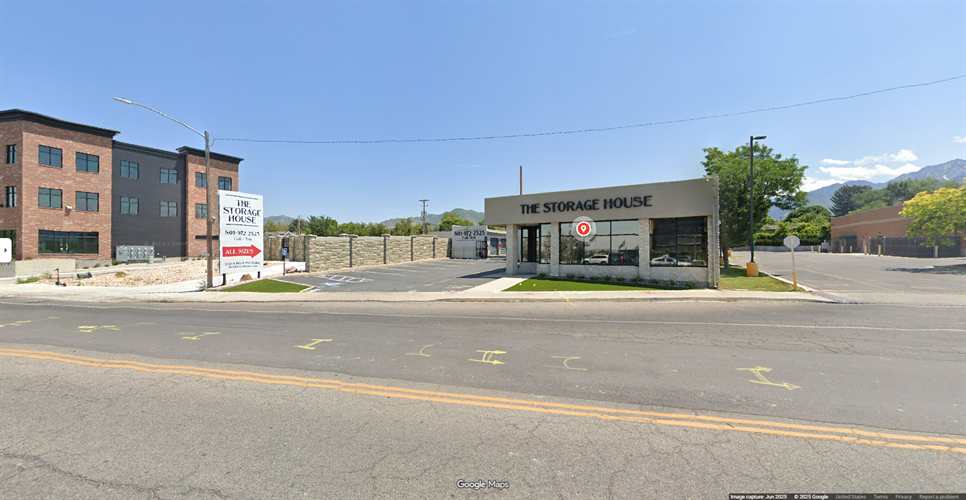 The Storage House- Highland