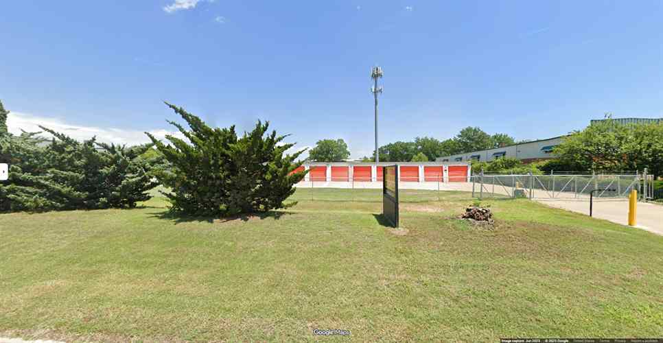 U Stow & Go of Derby LLC