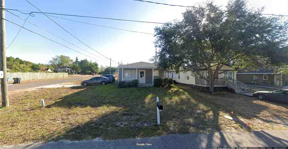 Wiggins Leaf St RV Storage